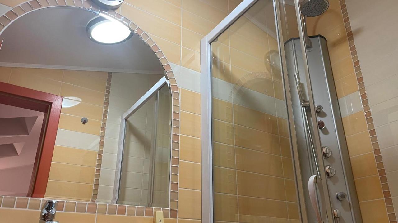 Madonca Rooms & Restaurant Нова Гориця Екстер'єр фото